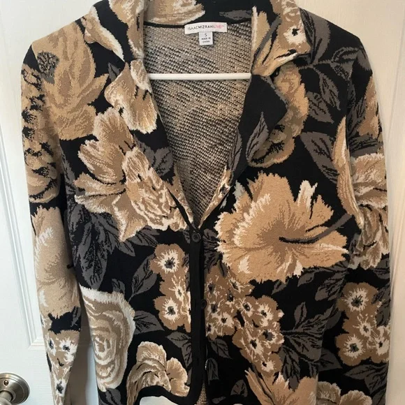 Jacket - Picture 2 of 7